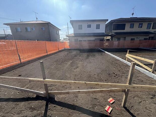 お庭スペースは、ガーデニングやお子様との外遊びなど多彩な用途でお楽しみいただけます。