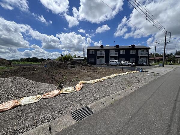 現況更地のため建物の解体は必要ありません。