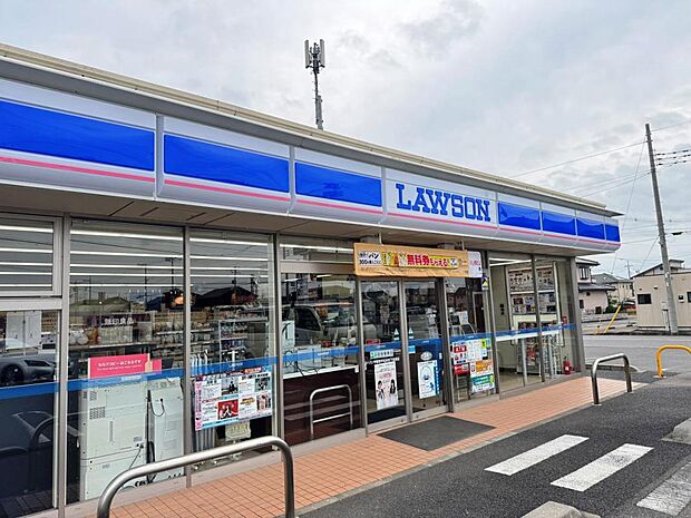ローソン 宇都宮平松本町下並塚店まで約440m(徒歩6分)