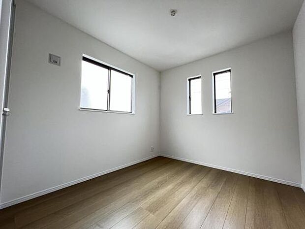 子供部屋にもちょうど良い大きさのお部屋です。