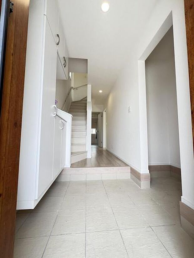 いつも気持ちよくご家族を迎えられる玄関です。