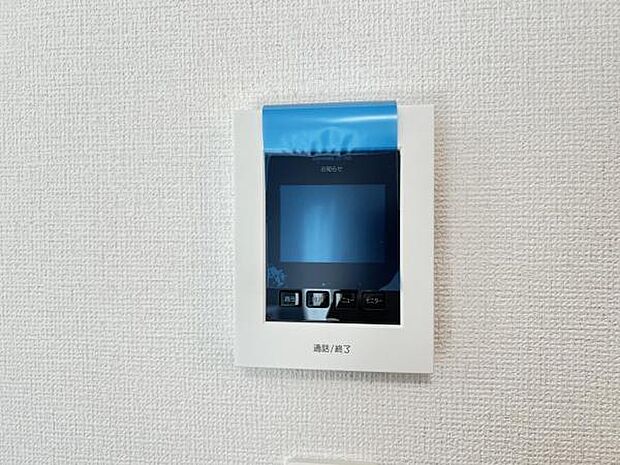 訪問者を確認できるTVモニター付きインターフォンです。