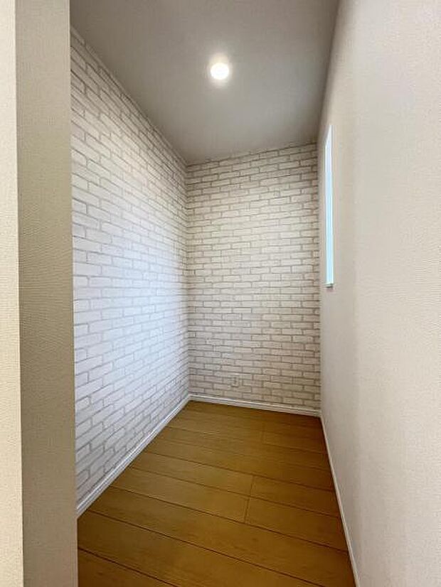 食材や調味料などのストックに便利なパントリー付き。