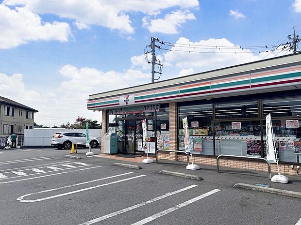 セブン-イレブン 宇都宮御幸ケ原町店まで約1170m(徒歩15分)