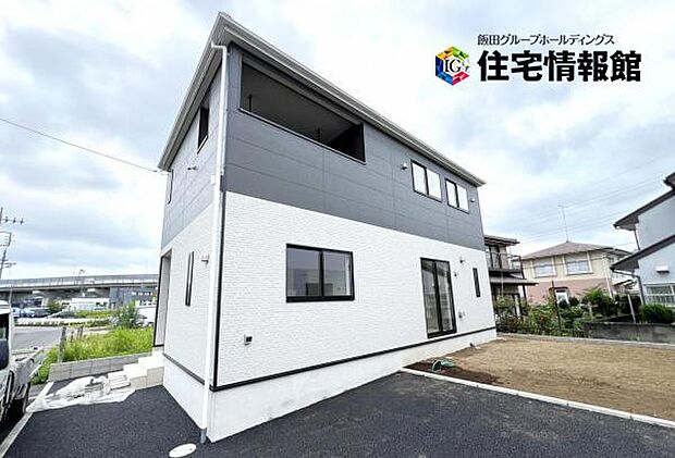 間取はファミリーにもおすすめ4LDKの新築戸建です。