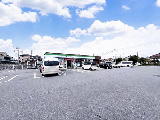 ファミリーマート 宇都宮野沢店まで約400m(徒歩5分)