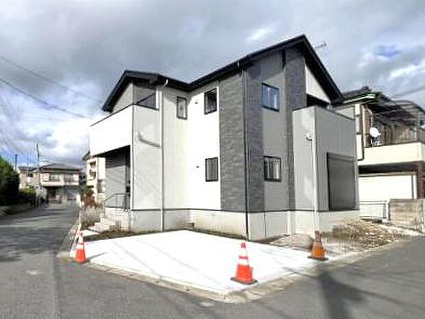 完成予想図(外観):図面を基に描きおこしたもので、実際とは異なる場合がございます。