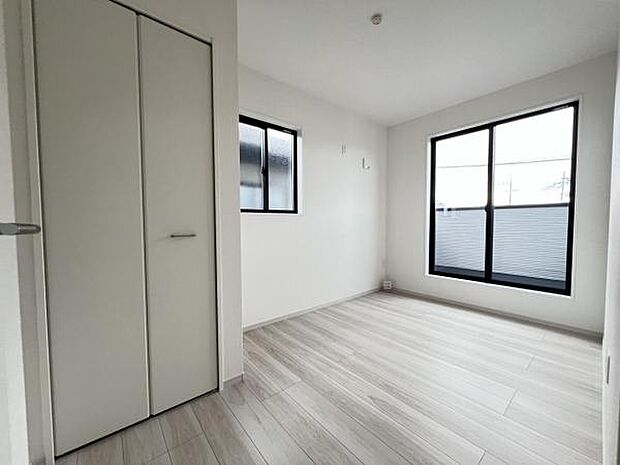 子供部屋にもちょうど良い大きさのお部屋です。
