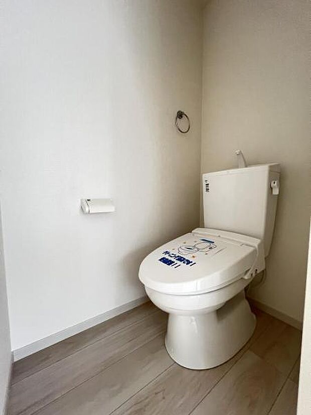 ほっと安らげるトイレ空間です。
