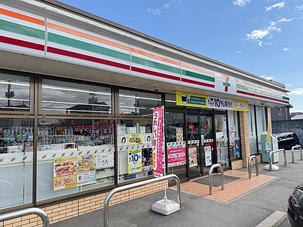 セブン-イレブン 宇都宮戸祭4丁目店まで約160m(徒歩2分)