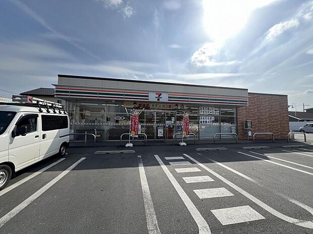 セブン-イレブン 栃木都賀合戦場店まで約1670m(徒歩21分)