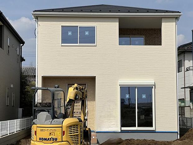 木造2階建て、耐震等級・最高等級3級です。