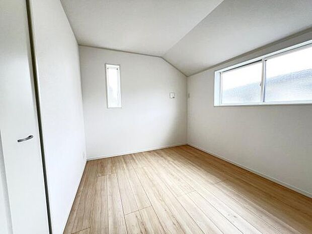 子供部屋にもちょうど良い大きさのお部屋です。
