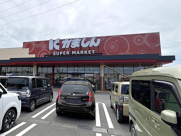 かましん 栃木平柳店まで約600m(徒歩8分)