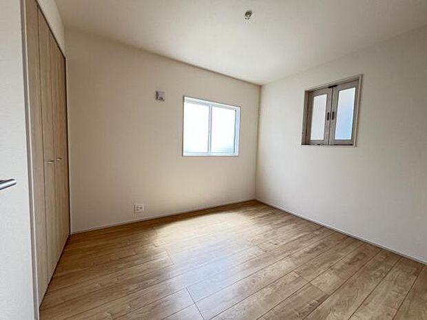 子供部屋や趣味の部屋など用途に合わせてお使いいただけます。