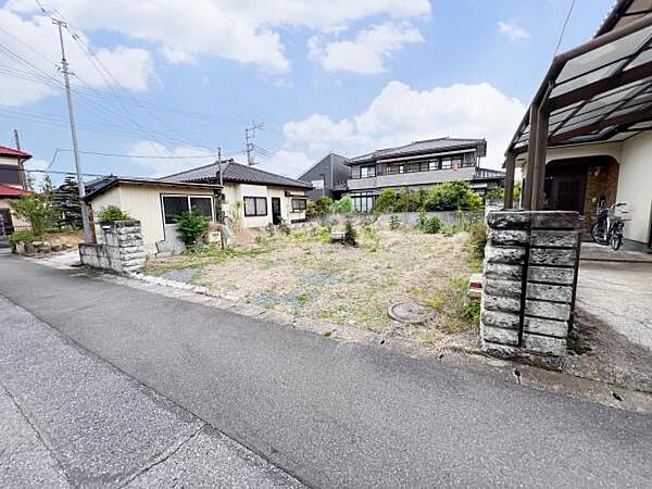 建築条件無しの売地です。是非、ご見学いかがでしょうか？