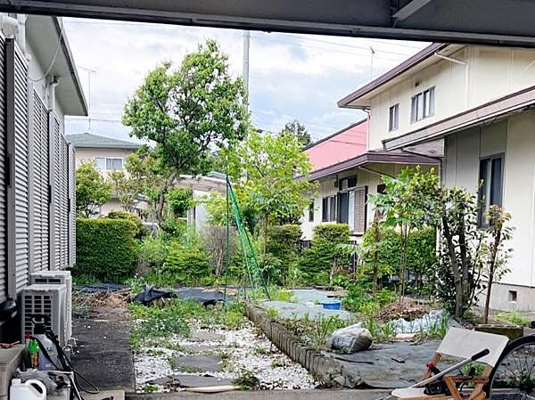 お庭スペースは、ガーデニングなど多彩な用途でお楽しみいただけます。