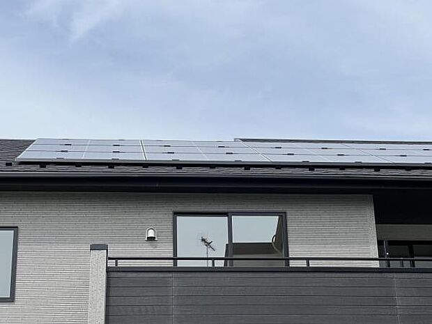 太陽光発電システムです。