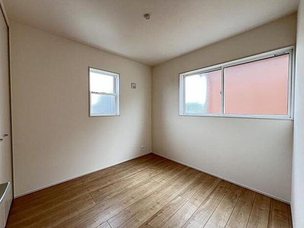 子供部屋にもちょうど良い大きさのお部屋です。