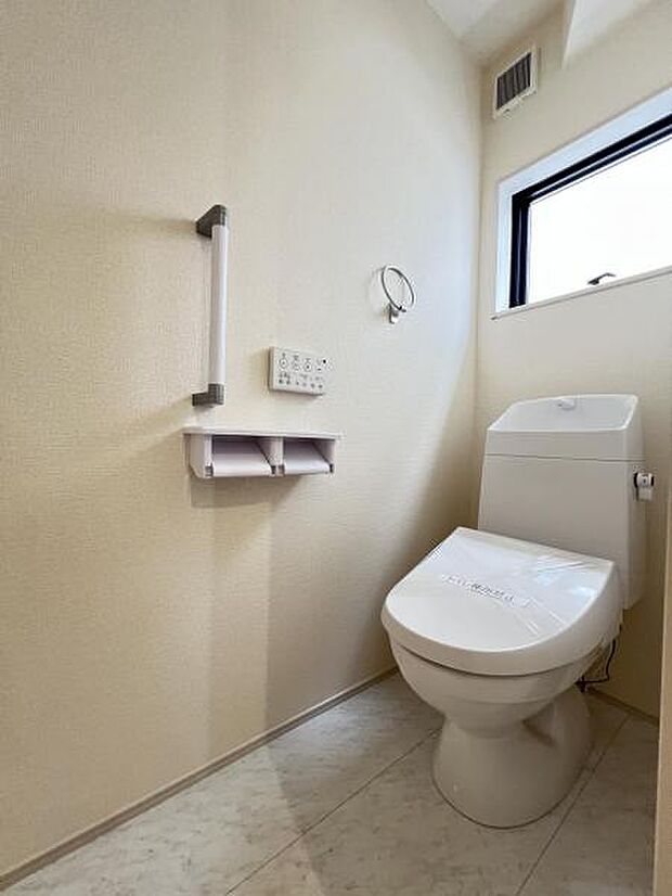 ほっと安らげるトイレ空間です。