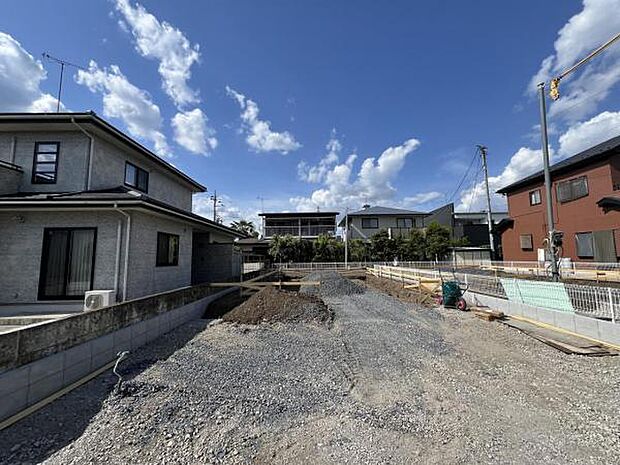 木造2階建て、耐震等級・等級3級です。