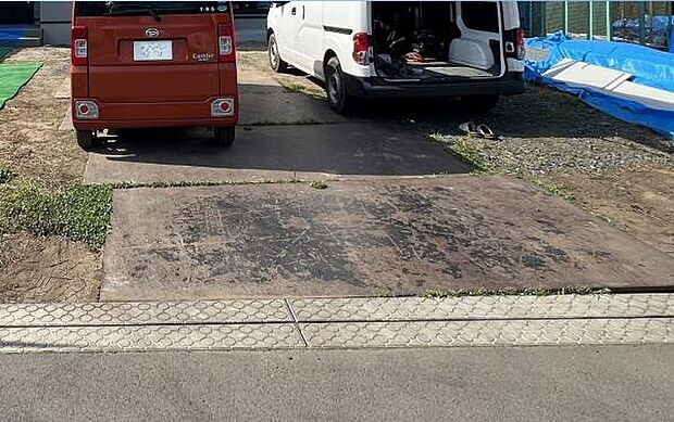 駐車場ももちろん完備しておりますのでお車所有の方にも心強いです。
