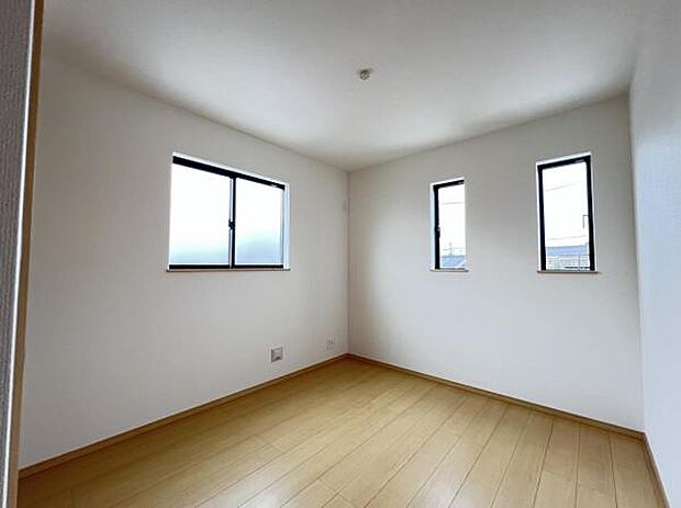 子供部屋にもちょうど良い大きさのお部屋です。