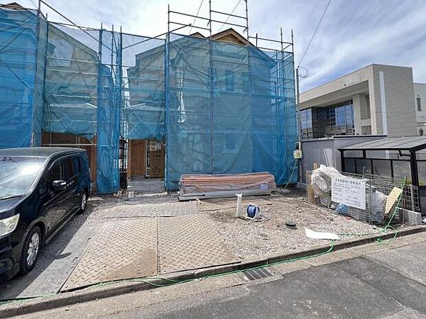 セカンドカーにも便利な駐車2台可能です。