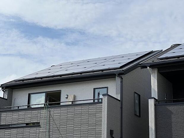 太陽光発電システム付きです。