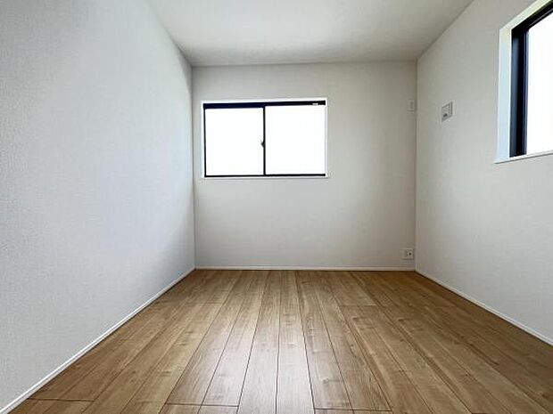 子供部屋にもちょうど良い大きさのお部屋です。