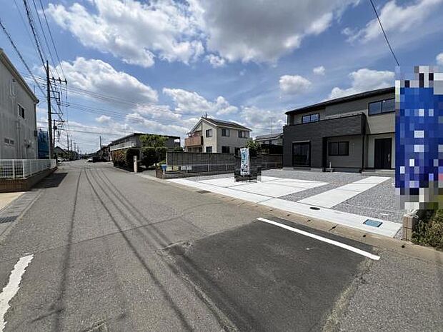 前面道路を含めた現地写真です。ぜひ周辺環境も併せてご覧ください。