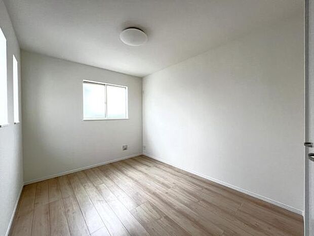 子供部屋にもちょうど良い大きさのお部屋です。