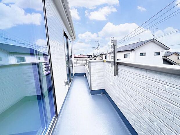 お洗濯ものを気持ち良く太陽の光で干せるのが嬉しいですね。