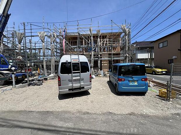 セカンドカーにも便利な駐車2台可能です。