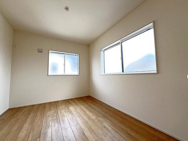 子供部屋にもちょうど良い大きさのお部屋です。