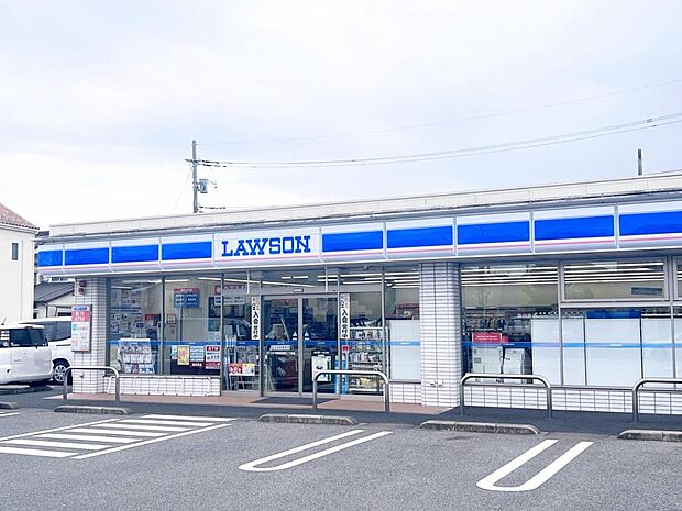 ローソン 宇都宮越戸二丁目店まで約600m(徒歩8分)