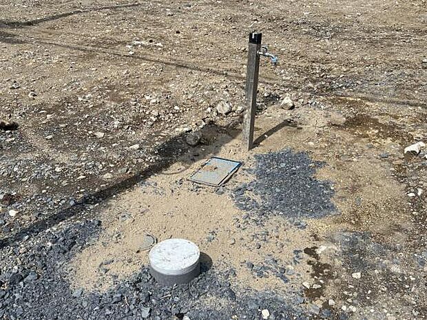 公営水道、本下水引込済みです。