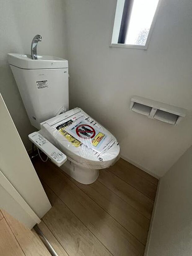 ほっと安らげるトイレ空間です。
