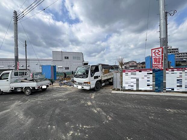 一生懸命建築中です。完成が楽しみですね。