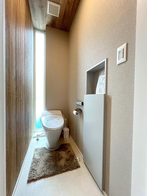 ほっと安らげるトイレ空間です。