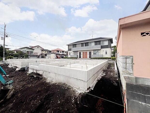 一生懸命建築中です。完成が楽しみですね。