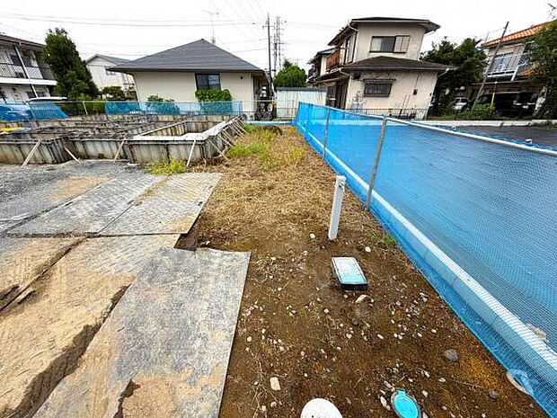 お庭スペースは、ガーデニングやお子様との外遊びなど多彩な用途でお楽しみいただけます。