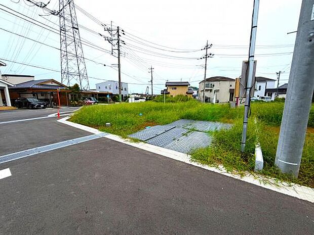 現地写真です。周辺環境も含めてご確認ください。