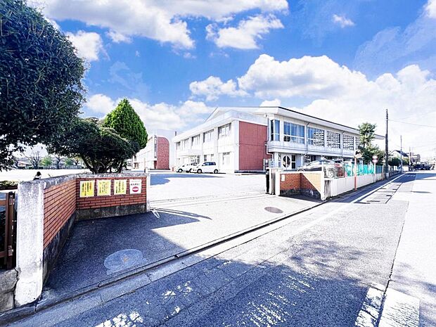 宇都宮市立戸祭小学校まで約1480m（徒歩19分）