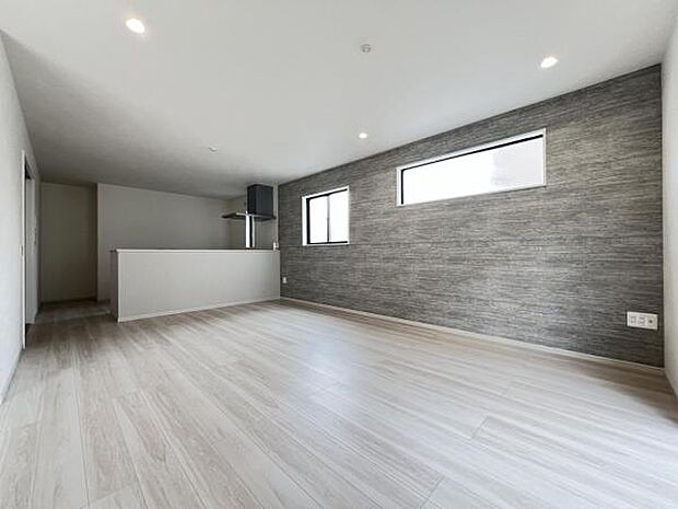 家族団らんの場所としてゆったりと居心地の良いリビングです。