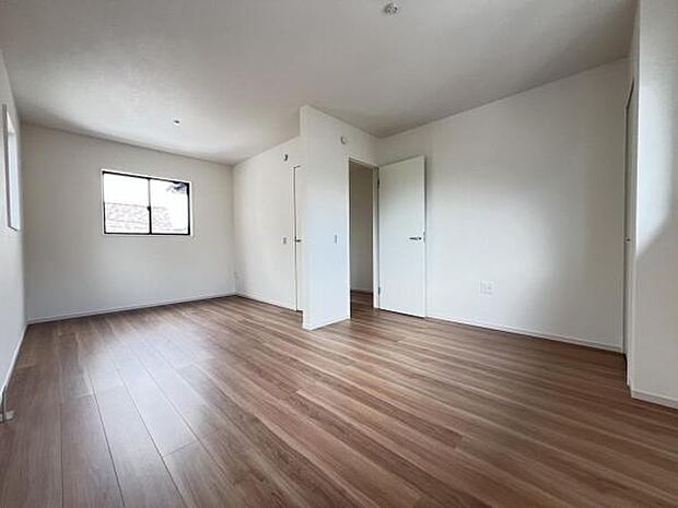 子供部屋にもちょうど良い大きさのお部屋です。