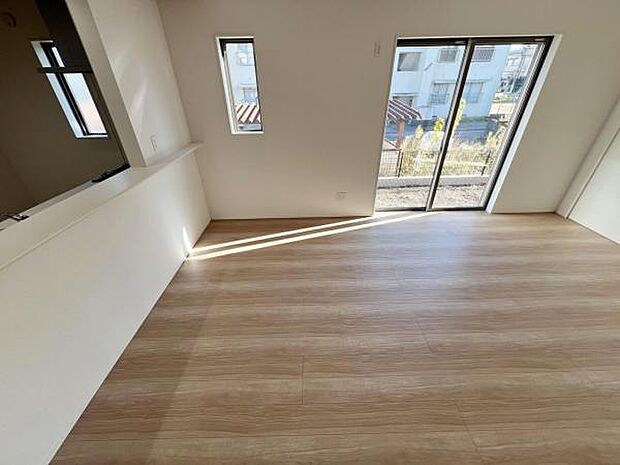 ご家族の温かい時間を演出するダイニングスペースです。