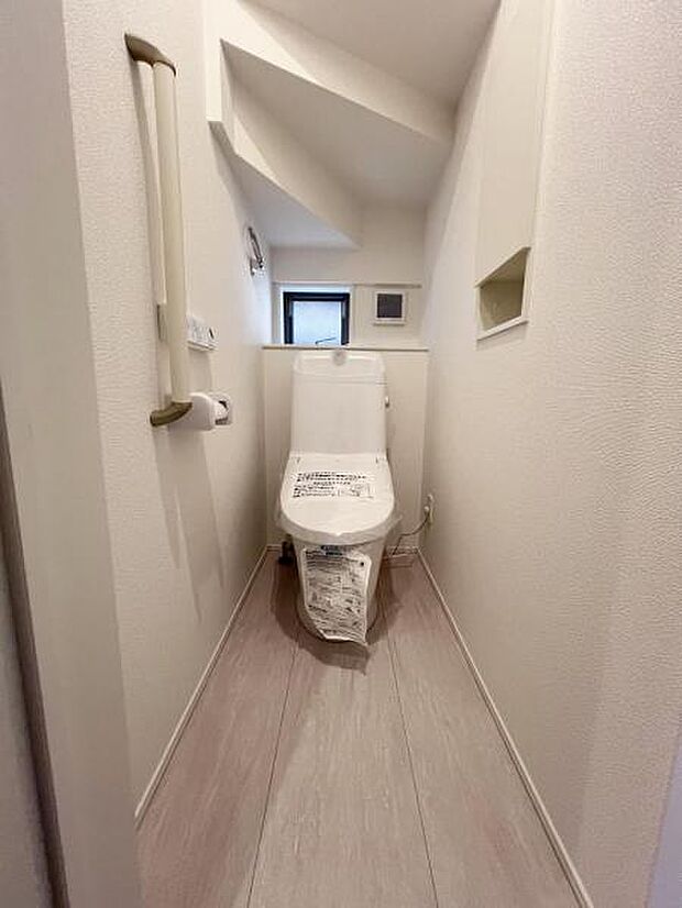 ほっと安らげるトイレ空間です。