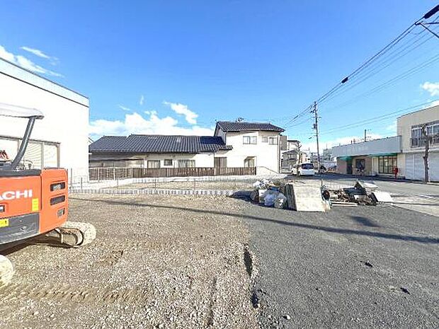 一生懸命建築中です。完成が楽しみですね。