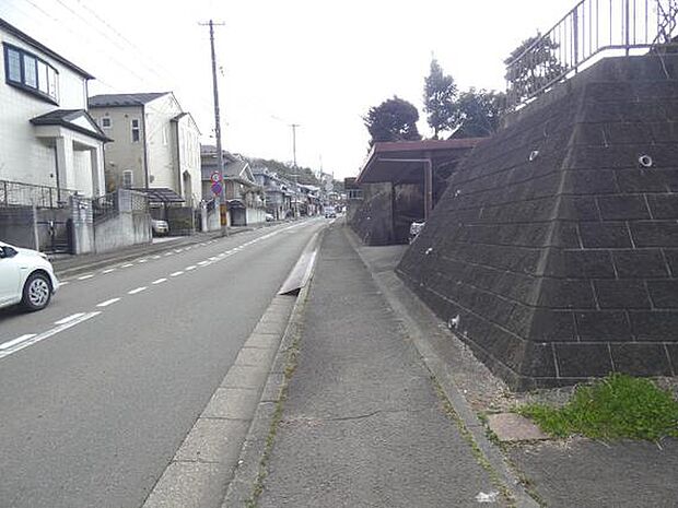 前面道路です。